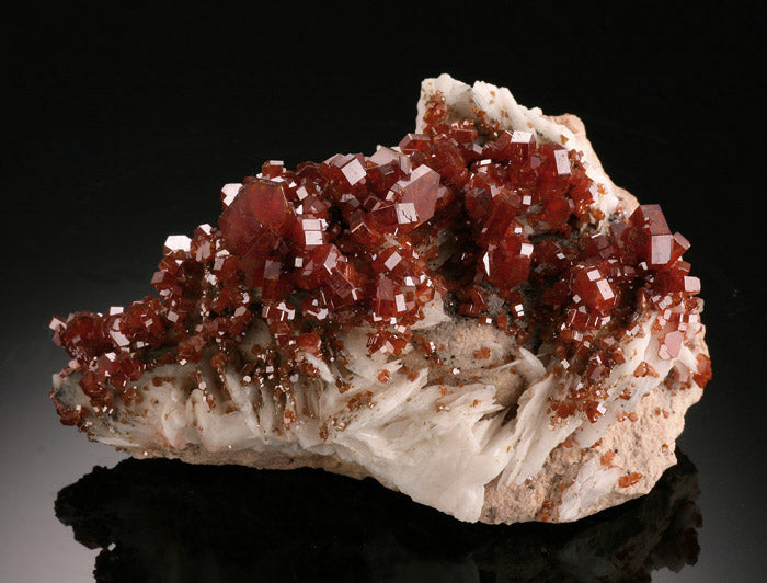 Vanadinite-Morocco – Daves Rock Shop