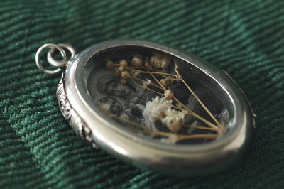 フランスアンティーク鈴蘭フレーム 純銀 シルバー 額装 希少 フランス