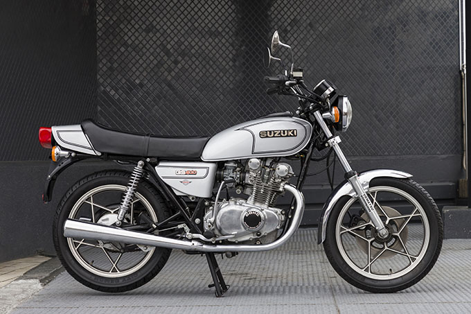 SUZUKI GS400タンク、シート、テールランプ SUZUKI GS400タンク