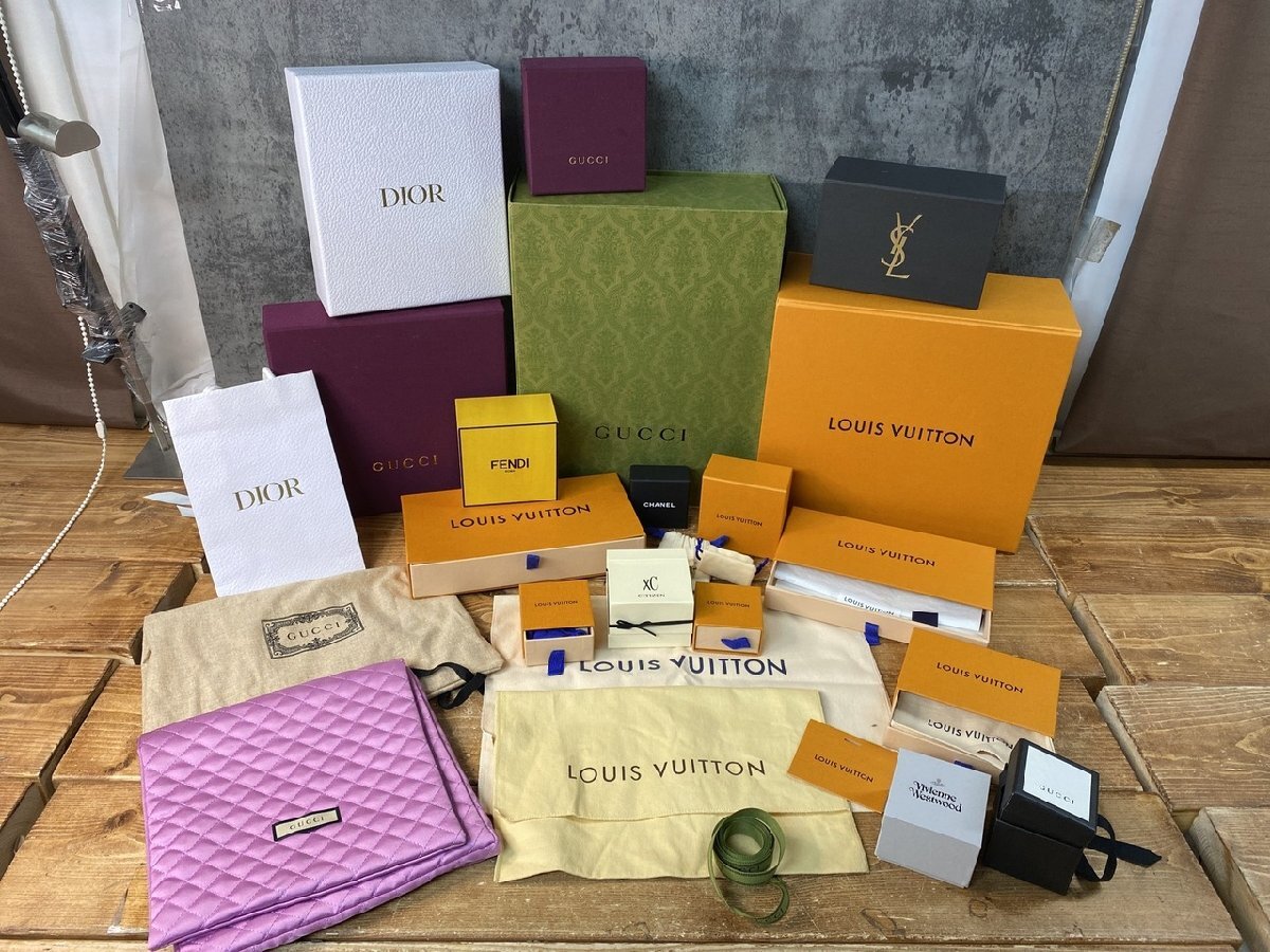 Yahoo!オークション -「ルイヴィトン 空箱」の落札相場・落札価格