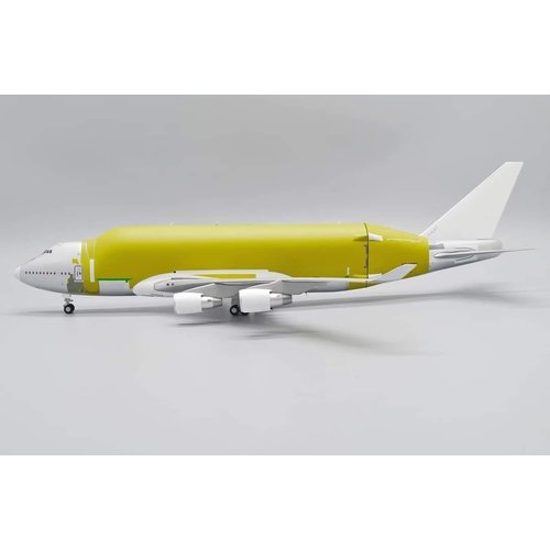 1:200 Boeing Company Boeing 747-400(LCF) Dreamlifter N747BC LH2166