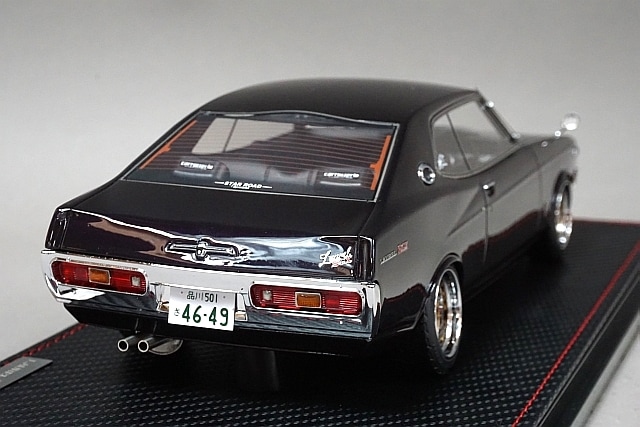 旧車プラモデル完成品C130ローレル1／24 1/24 ニッサン KHC130
