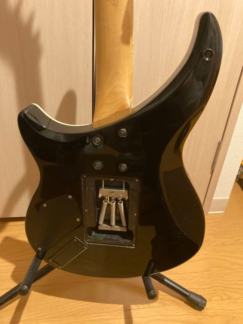 エピフォンエレキギターフロイドローズハードケース付き