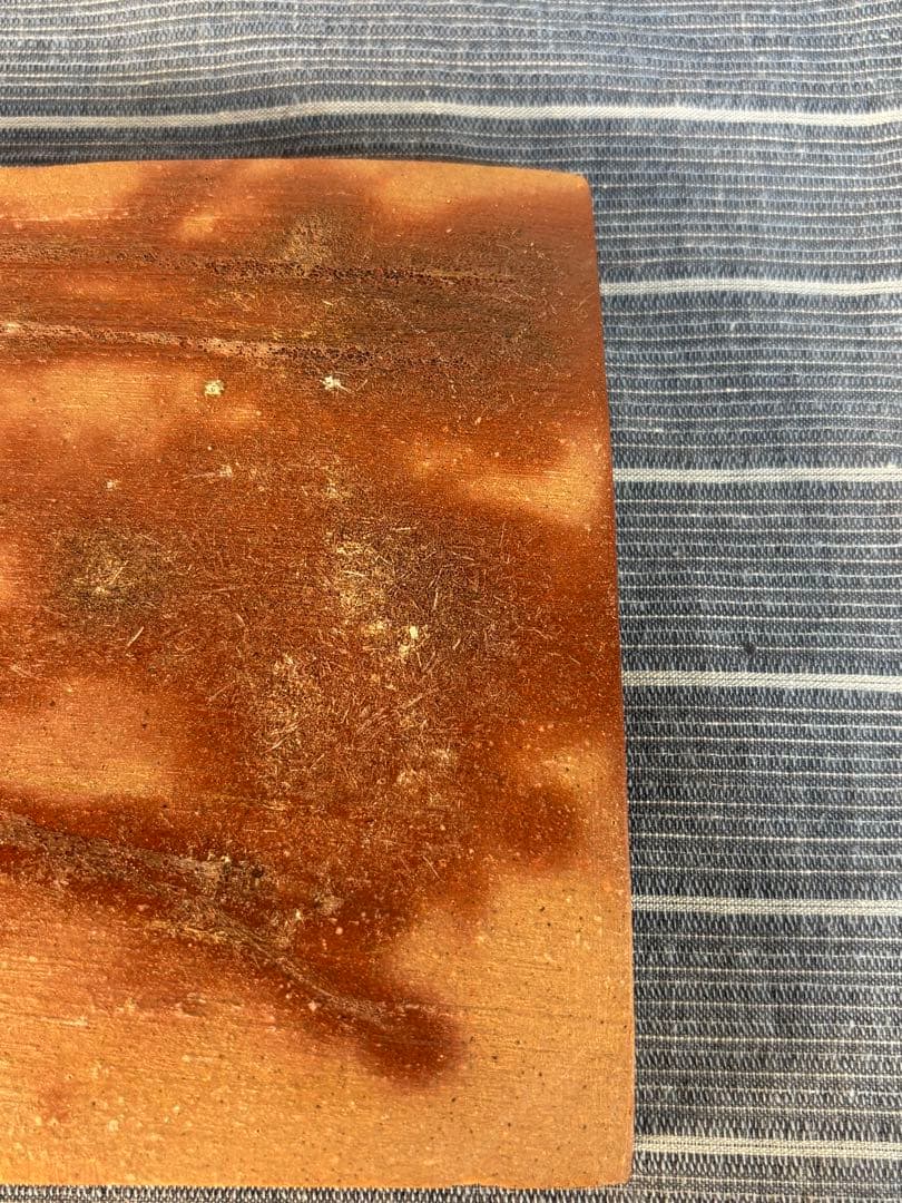 見附文雄備前焼ひだすき 平皿 陶印有り 見附文雄」備前焼ひだすき 平皿 陶